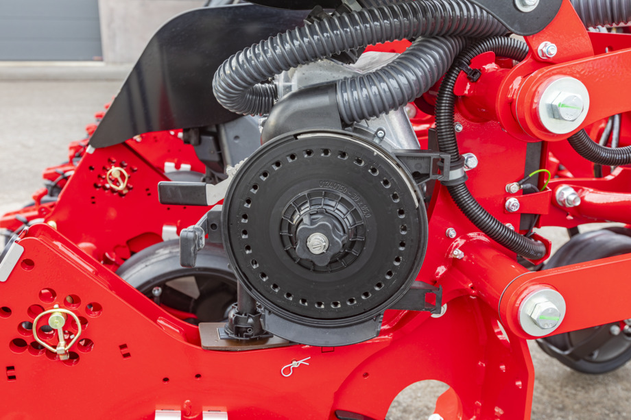 Открытый дозатор AirSpeed с дозирующим диском 30 x 5,0 мм для кукурузы