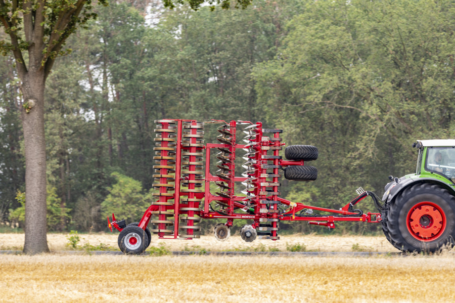 ✌️　JOKER D FULCRUM Joker HD - Disc Harrows - Tillage | HORSCH